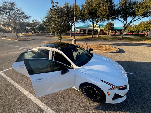 Used 2024 Kia K5 GT-Line image 11