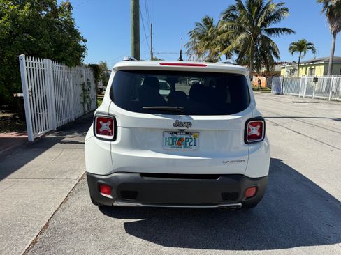 Used 2017 Jeep Renegade Limited image 14
