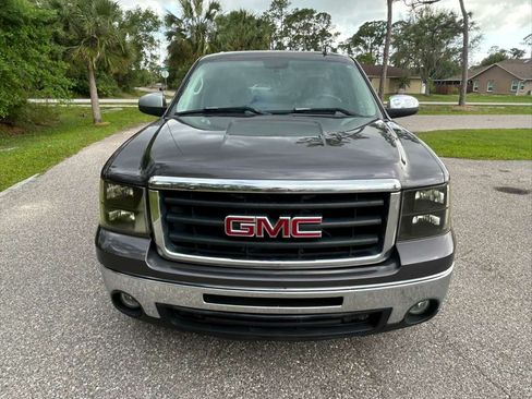 Used 2010 GMC Sierra 1500 SLE w/ Regional Value Package image 5