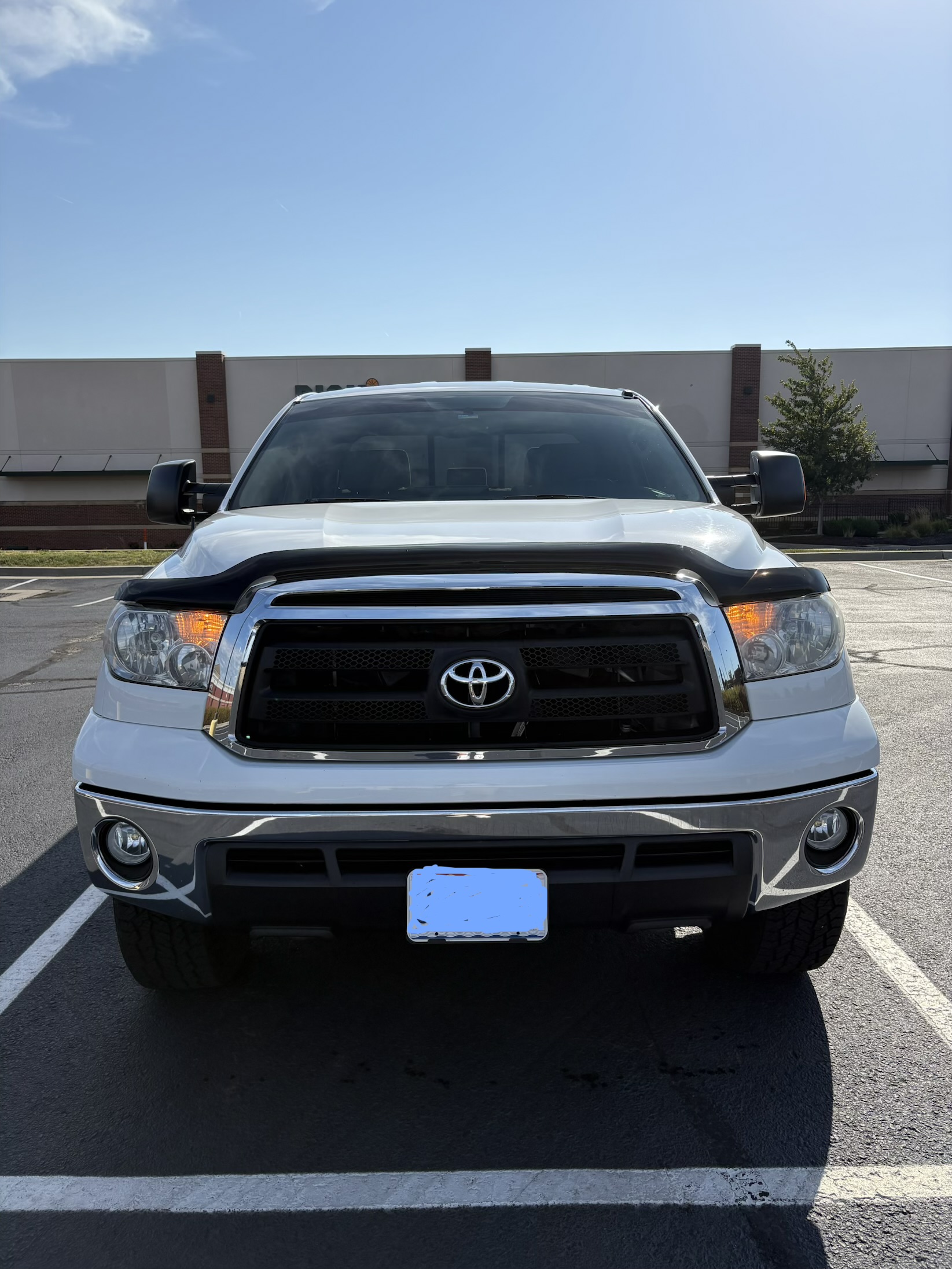 Used 2012 Toyota Tundra 4x4 Double Cab w/ TRD Off-Road Pkg image 1