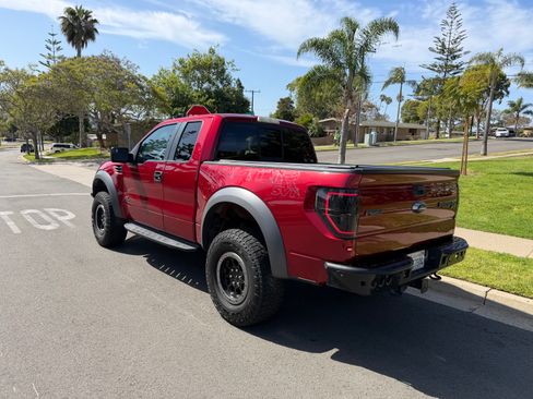 Used 2014 Ford F150 Raptor w/ Equipment Group 801A Luxury AWD/4WD image 2