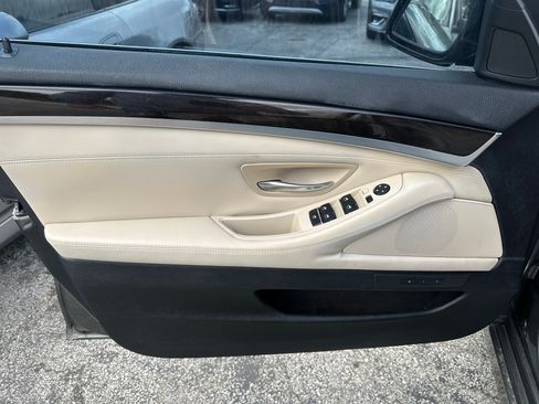 Used 2014 BMW 528i Sedan image 28