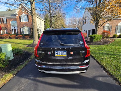 Used 2017 Volvo XC90 T6 Inscription w/ Vision Package image 14