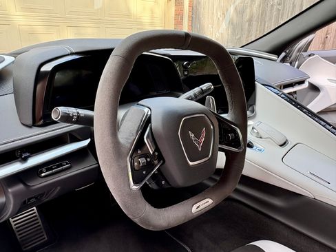 Used 2024 Chevrolet Corvette Z06 w/ Battery Protection Package image 9