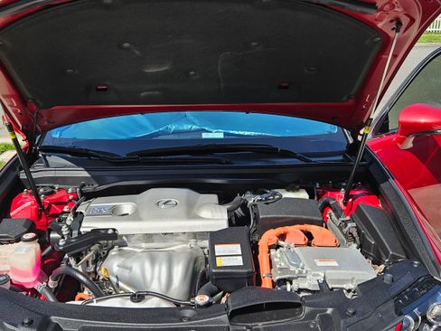 Used 2017 Lexus ES 300h image 28