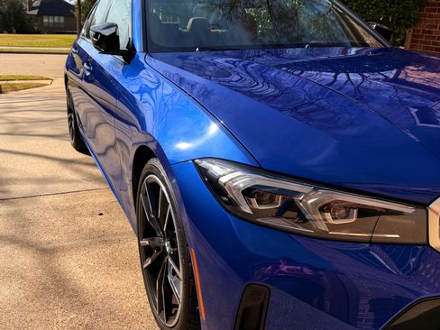 Used 2024 BMW M340i w/ Premium Package image 4