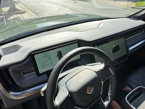 Used 2024 Rivian R1S Adventure image 14