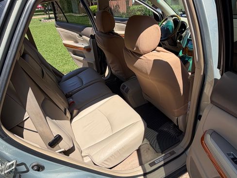 Used 2005 Lexus RX 330 FWD image 21