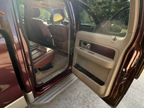 Used 2010 Ford F150 King Ranch RWD image 22