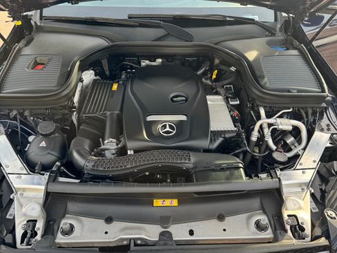 Used 2018 Mercedes-Benz GLC 300 image 11
