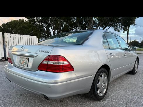 Used 2004 Lexus LS 430 image 2