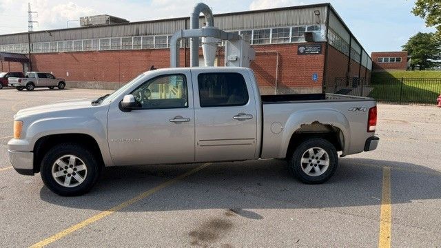 Used 2008 GMC Sierra 1500 SLT AWD/4WD image 10