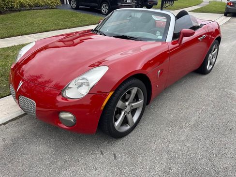 Used 2008 Pontiac Solstice Convertible w/ Preferred Package RWD image 6