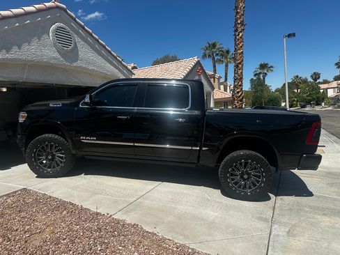 Used 2020 RAM 1500 Limited AWD/4WD image 11