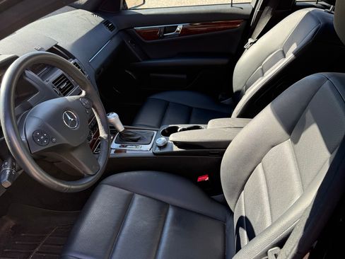 Used 2011 Mercedes-Benz C 300 4MATIC Sedan image 10