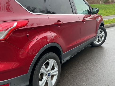 Used 2014 Ford Escape SE w/ Equipment Group 201A image 4