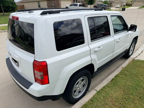 Used 2012 Jeep Patriot Sport w/ PWR Value Group FWD image 6