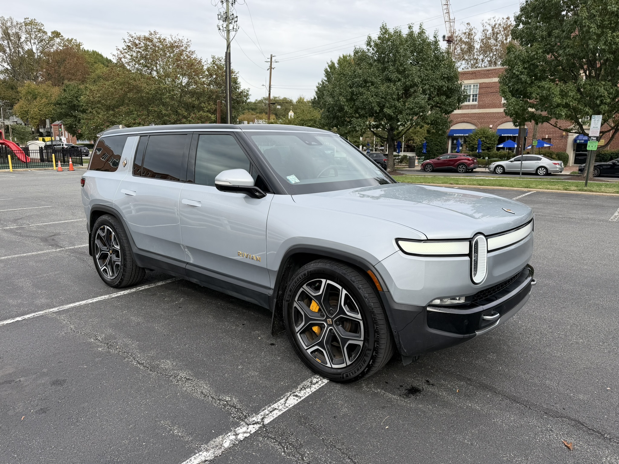 Used 2023 Rivian R1S Adventure Quad AWD/4WD image 5