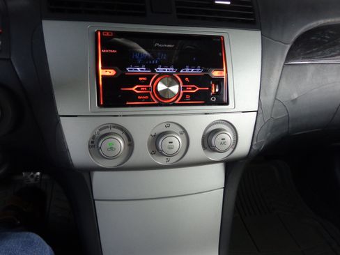 Used 2005 Toyota Solara SE Sport image 17