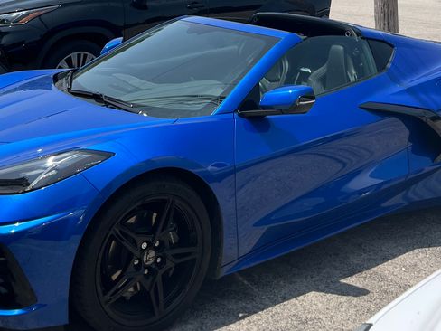 Used 2022 Chevrolet Corvette Stingray Coupe image 9