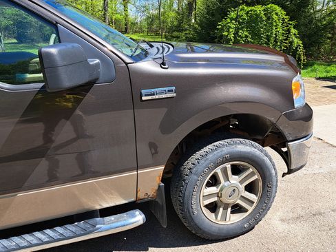 Used 2006 Ford F150 XLT image 10