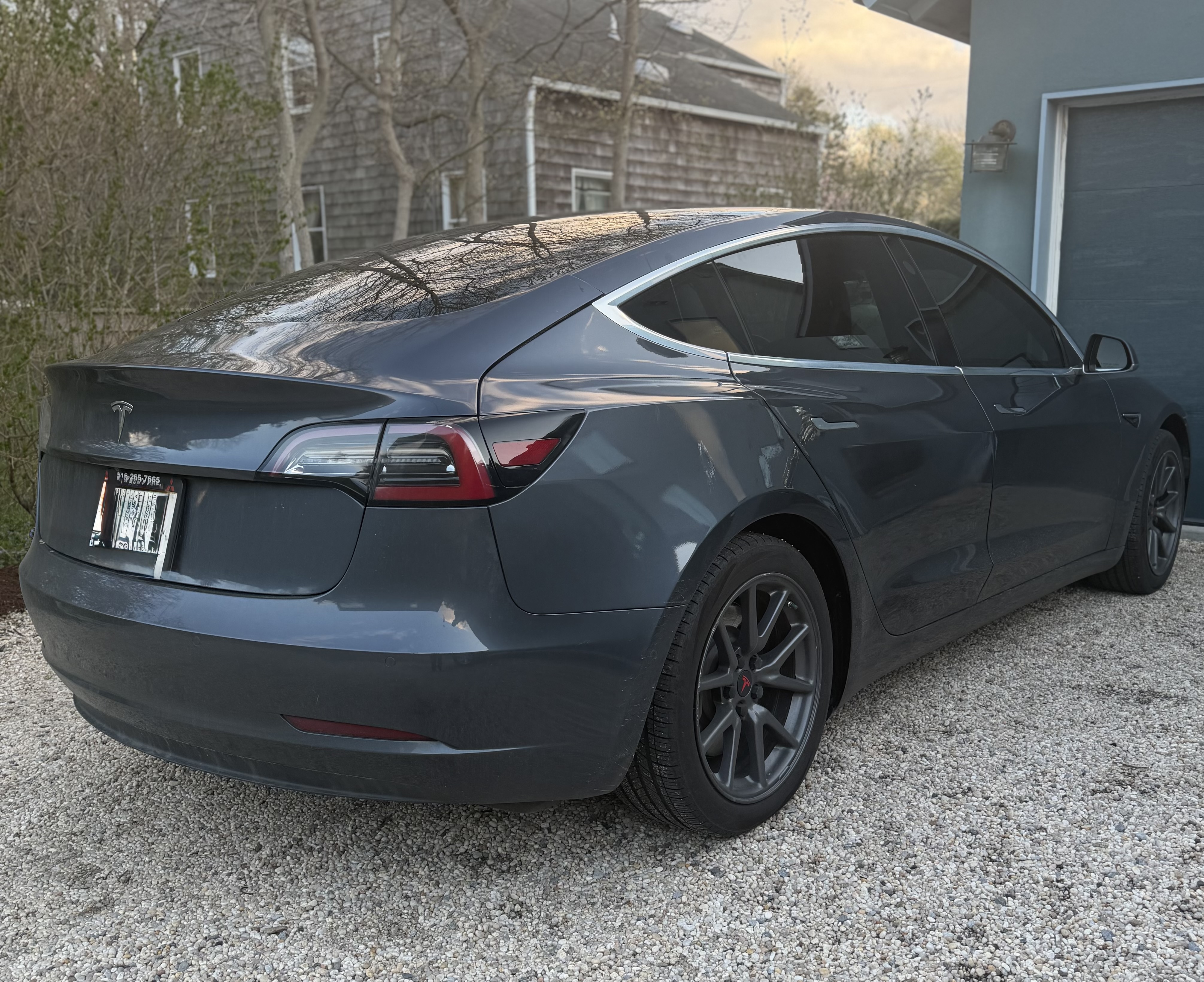 Used 2020 Tesla Model 3 Standard Range Plus RWD image 2