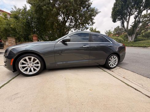 Used 2017 Cadillac ATS 2.0T Sedan RWD image 2