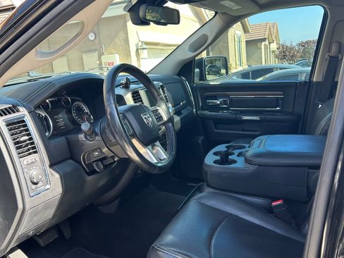 Used 2015 RAM 1500 Laramie w/ Convenience Group image 10