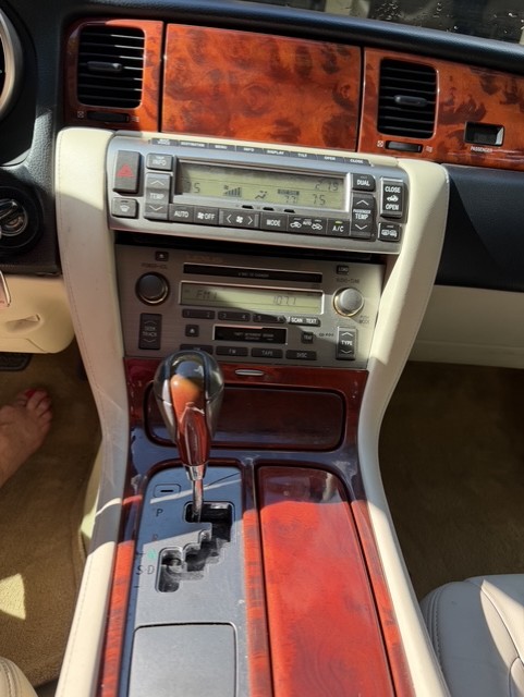 Used 2007 Lexus SC 430 Convertible w/ Preferred Accessory Pkg RWD image 13