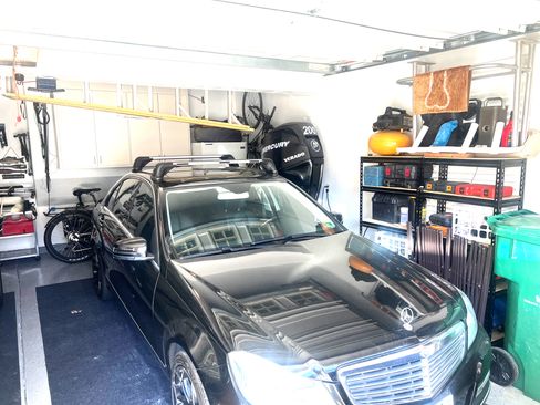 Used 2013 Mercedes-Benz C 300 4MATIC Sedan image 6