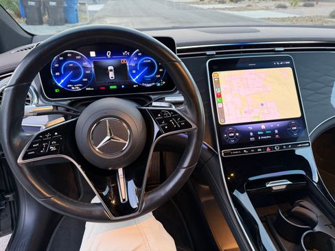 Used 2023 Mercedes-Benz EQS 450+ Sedan image 15