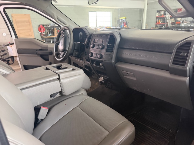 Used 2017 Ford F250 XL RWD image 5