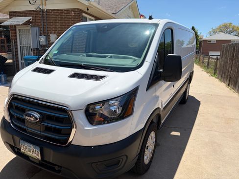 Used 2023 Ford E-Transit Low Roof RWD image 17