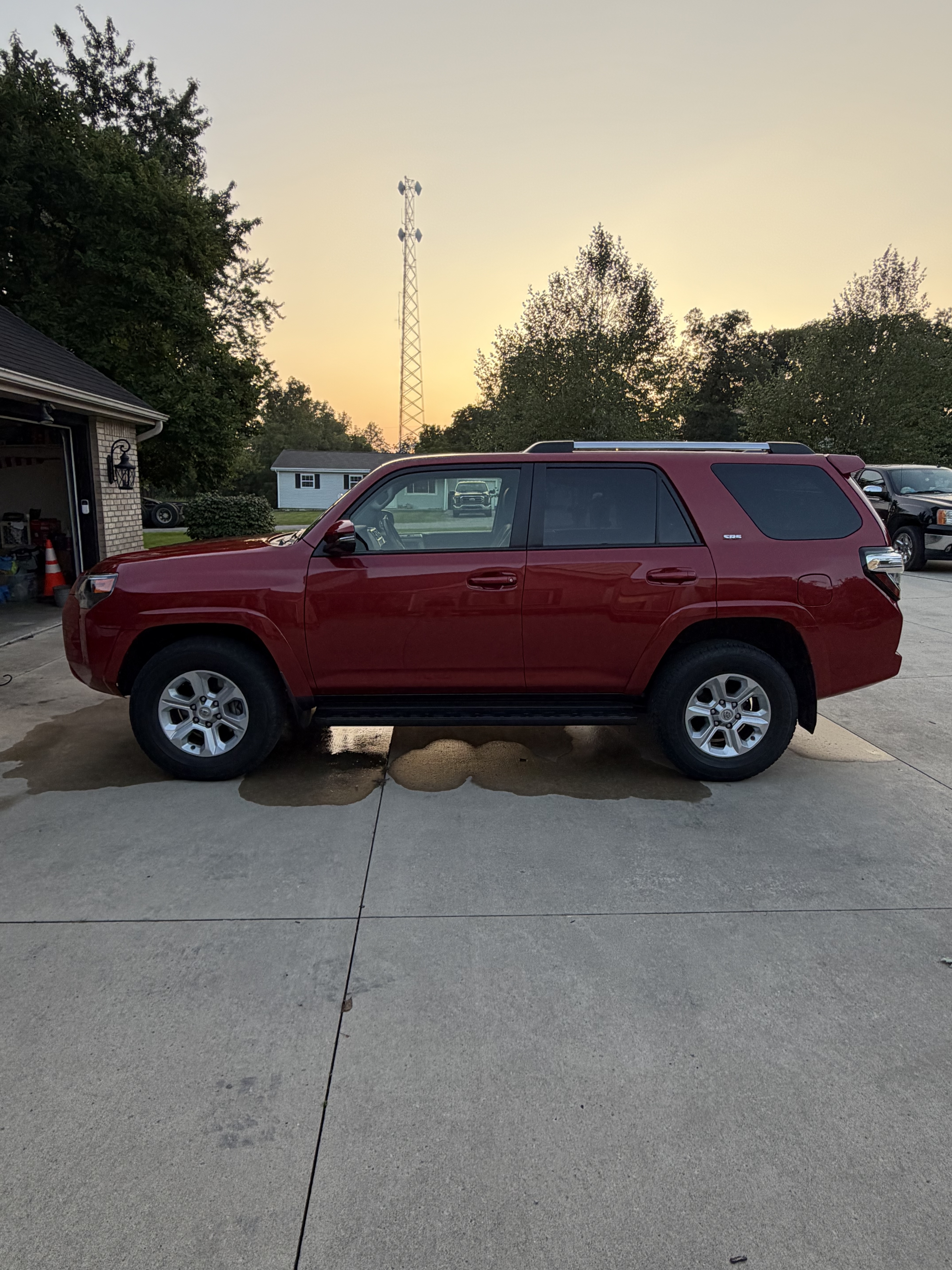 Used 2023 Toyota 4Runner SR5 Premium AWD/4WD image 5