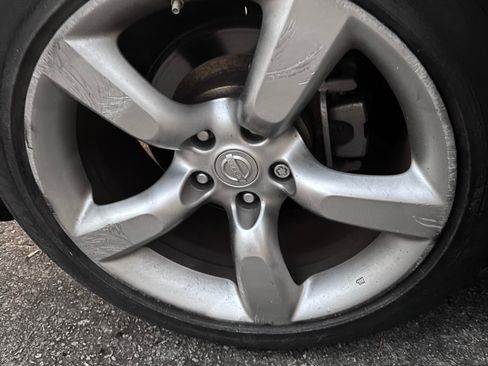 Used 2005 Nissan 350Z Touring image 11