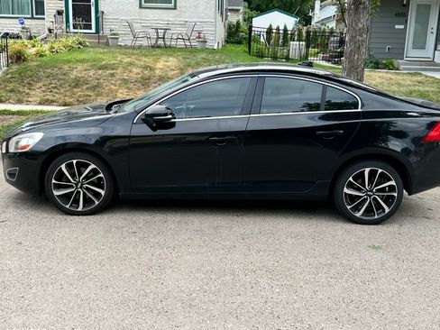 Used 2013 Volvo S60 T6 AWD/4WD image 1