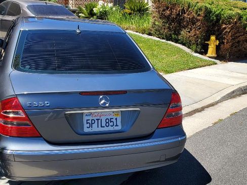 Used 2006 Mercedes-Benz E 350 Sedan image 2