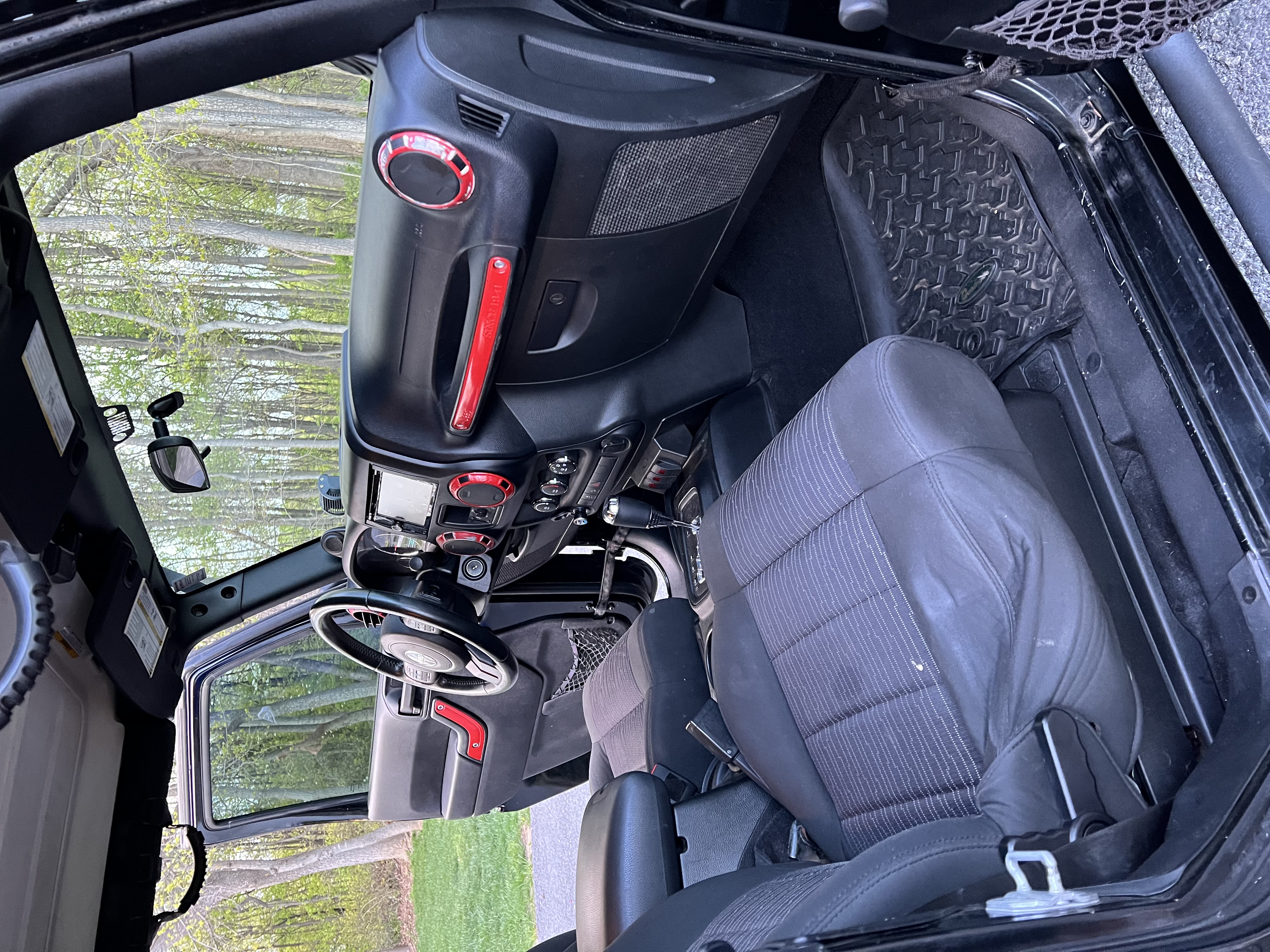 Used 2012 Jeep Wrangler Sport w/ Connectivity Group AWD/4WD image 11