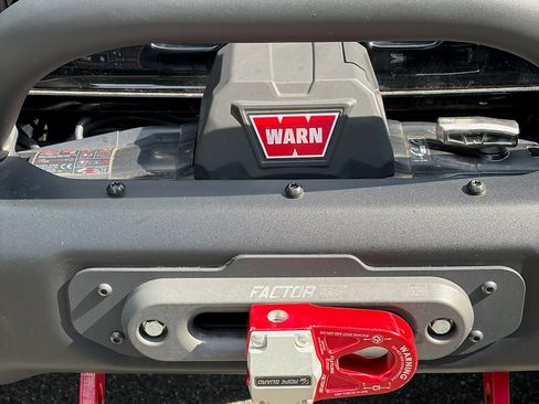 Used 2018 Jeep Wrangler Unlimited Rubicon AWD/4WD image 13