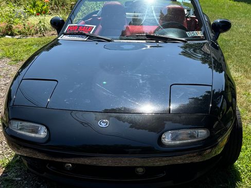 Used 1993 MAZDA MX-5 Miata Limited Edition RWD image 26