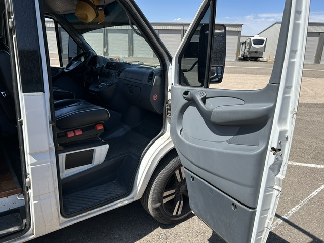 Used 2006 Dodge Sprinter 2500 w/ PWR Convenience Group RWD image 14