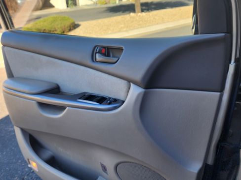 Used 2006 Toyota Sienna LE image 19