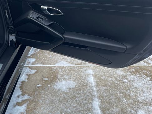 Used 2017 Porsche 718 Boxster image 24