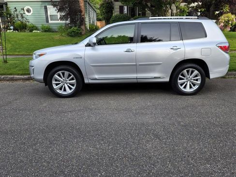 Used 2013 Toyota Highlander Limited image 5