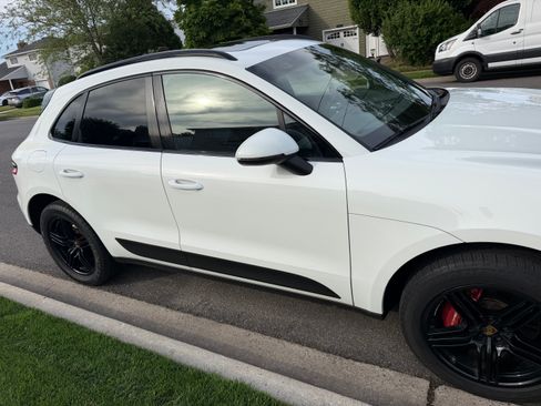 Used 2015 Porsche Macan S AWD/4WD image 22