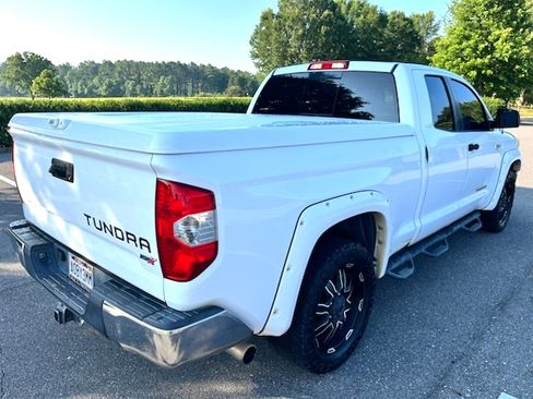 Used 2015 Toyota Tundra SR5 w/ SR5 Upgrade Package RWD image 5