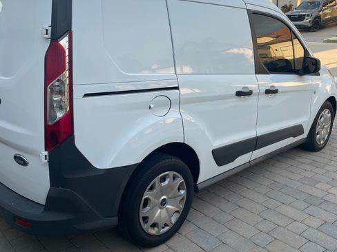Used 2018 Ford Transit Connect XL image 5