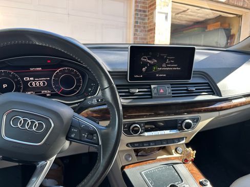 Used 2018 Audi Q5 2.0T Premium Plus image 16