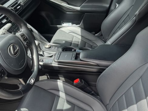 Used 2023 Lexus IS 350 F Sport RWD image 8