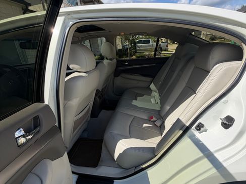 Used 2012 INFINITI G37 Journey w/ Premium Pkg RWD image 12